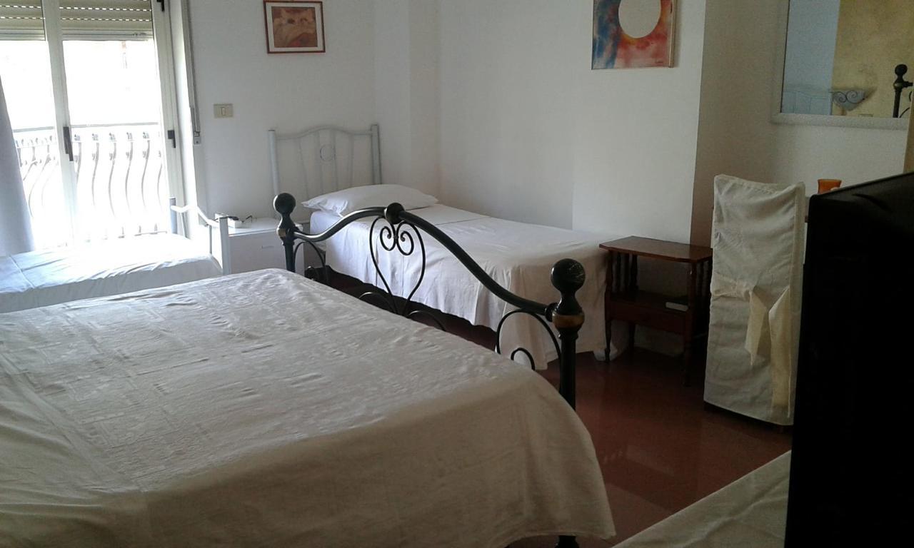 Pensione S. Antonio Ristorante Silvia Furci Siculo Εξωτερικό φωτογραφία